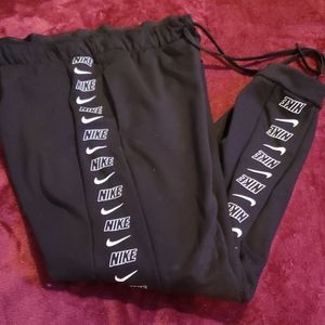 Nike Sweatpants